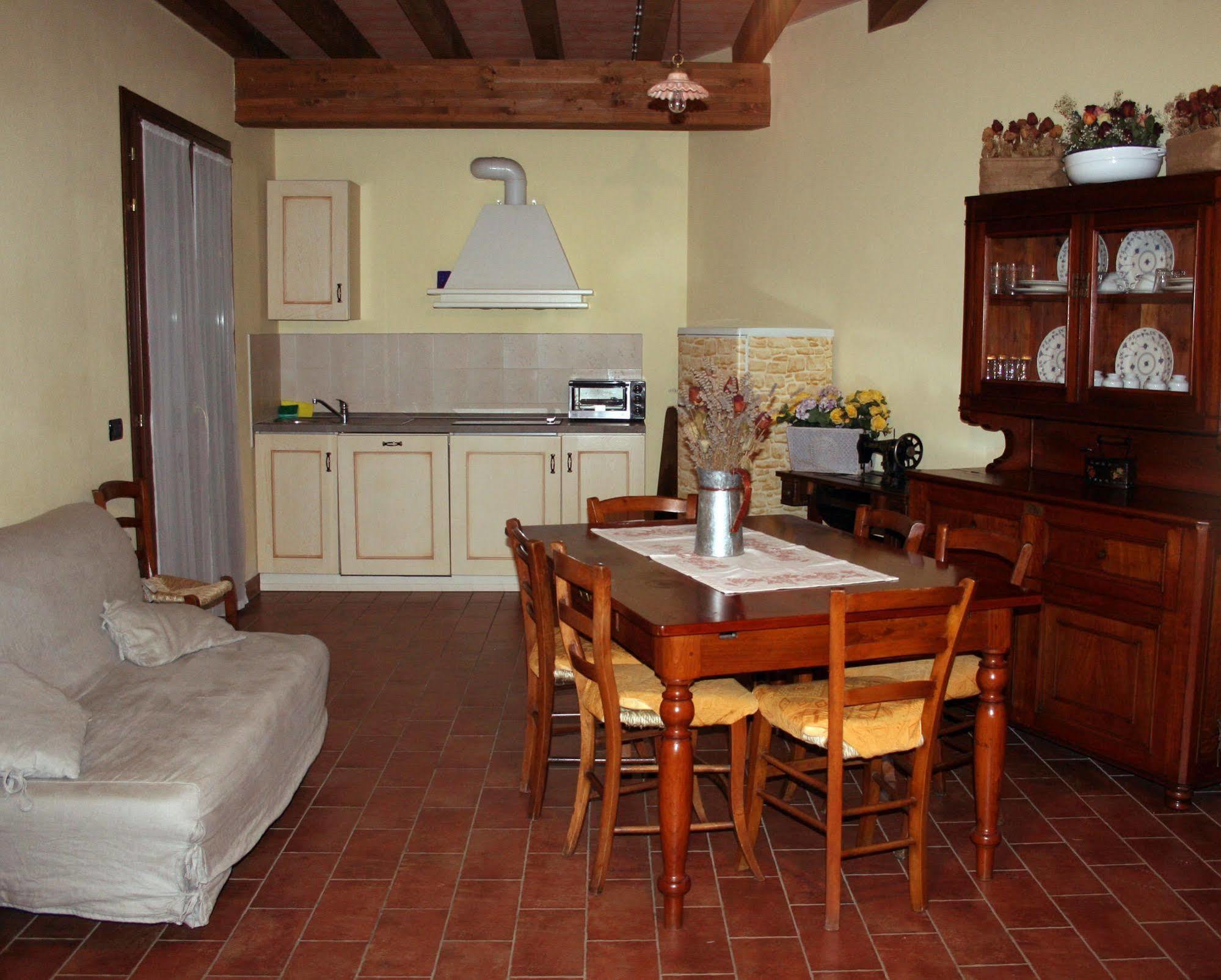 Corte Stellata Holiday Apartments ภายนอก รูปภาพ
